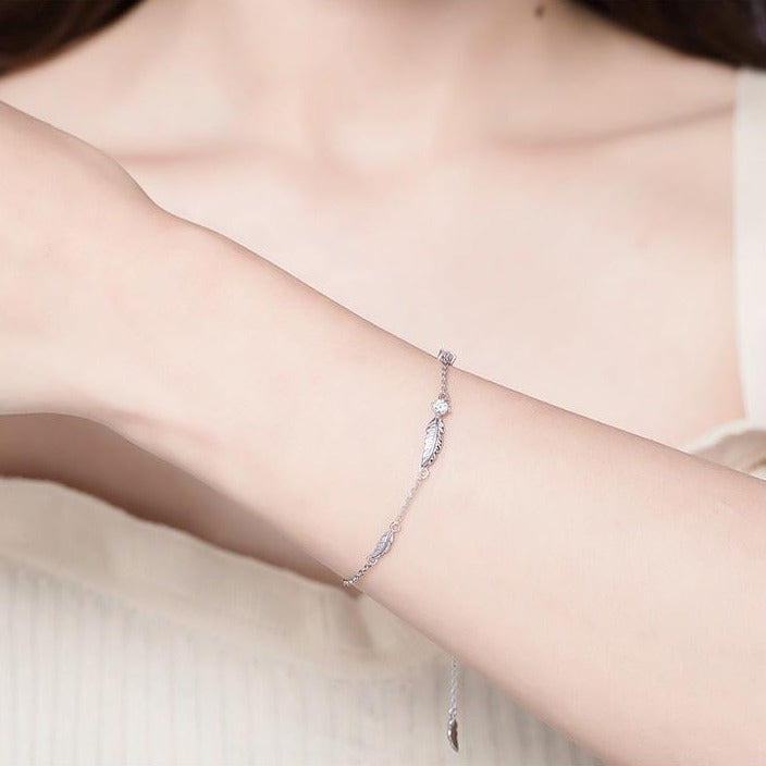 Federband, Charmband, Naturschoen - #armband, #band, #boho, #feder, #sterlingsilber, #vogel, #wald